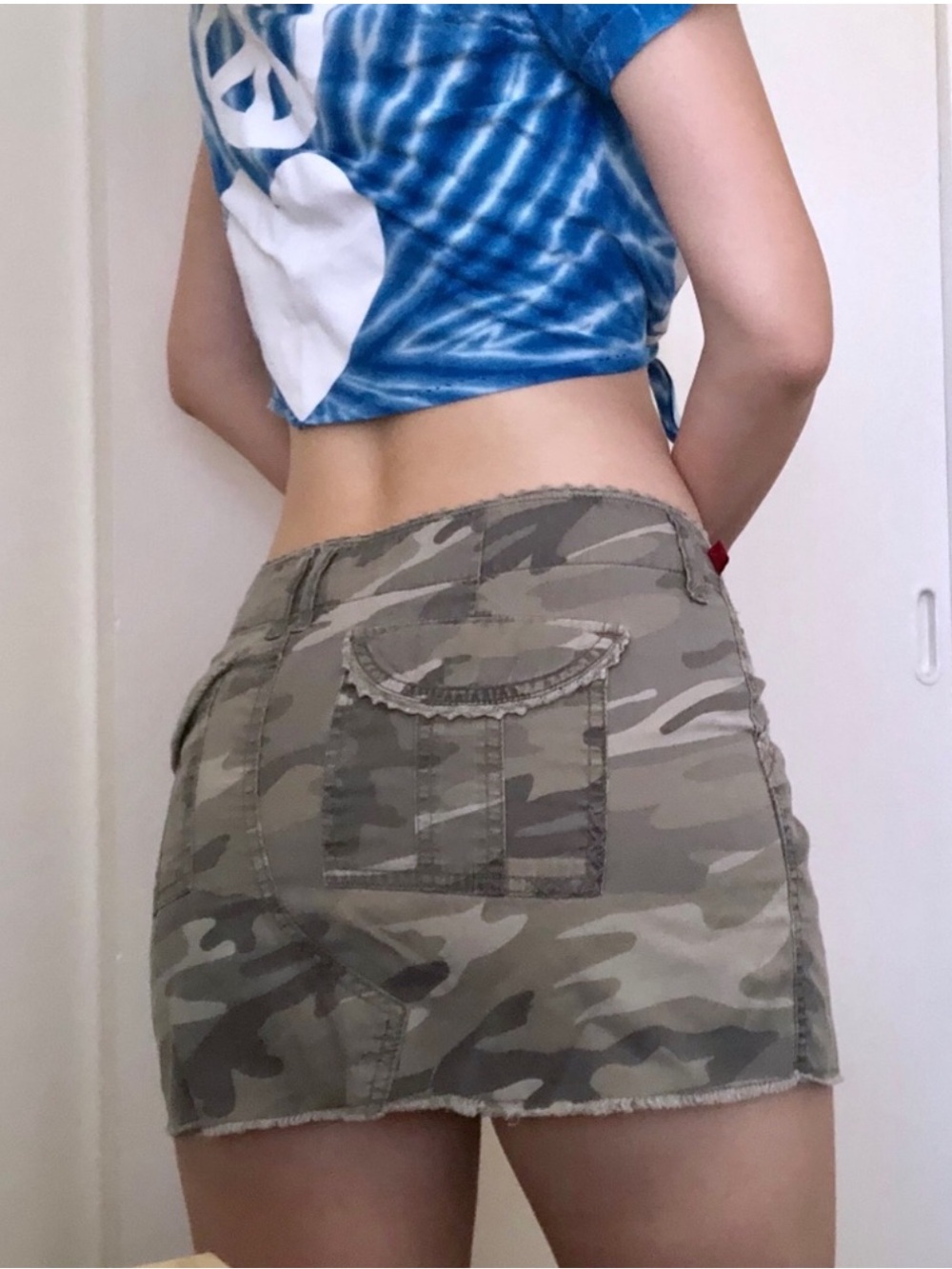 Fire Jeans Alexa Olive Camo 100% Cotton Mini Skirt w Crochet Trim Details Size 7